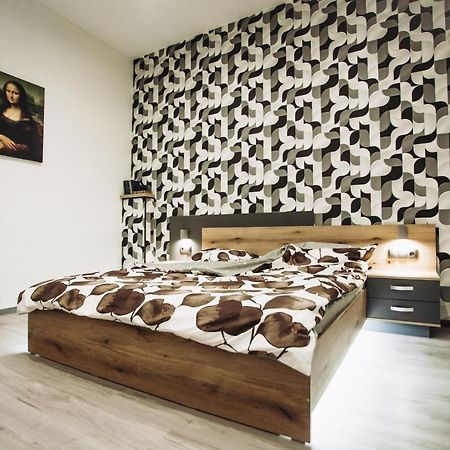 Loft De Luxe Apartments Виниця Екстериор снимка